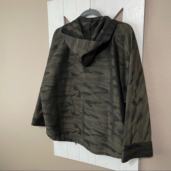 BLANK NYC camo lightweight hooded jacket green black XS Kimono drawstring - Picture 11 of 12